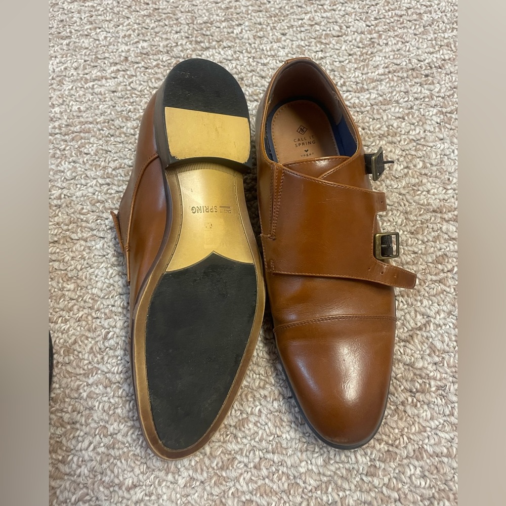 Spring mens dress shoes size 10.5